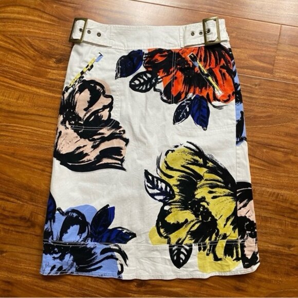 Anthropologie Dresses & Skirts - Anthropologie Maeve White Multicolor Watercolor Floral Belt Denim Skirt Size 4
